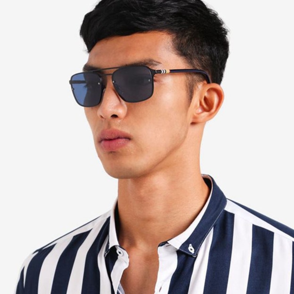 BURBERRY sunglasses